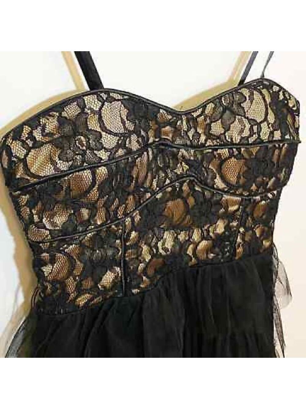 Juniors Lace Mini Dress - Picture 3 of 5